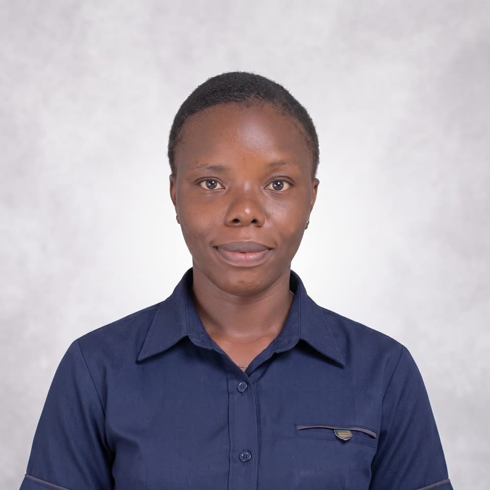Dorine O. — Kenyan Housemaid available for hire in UAE through Tadbeer center