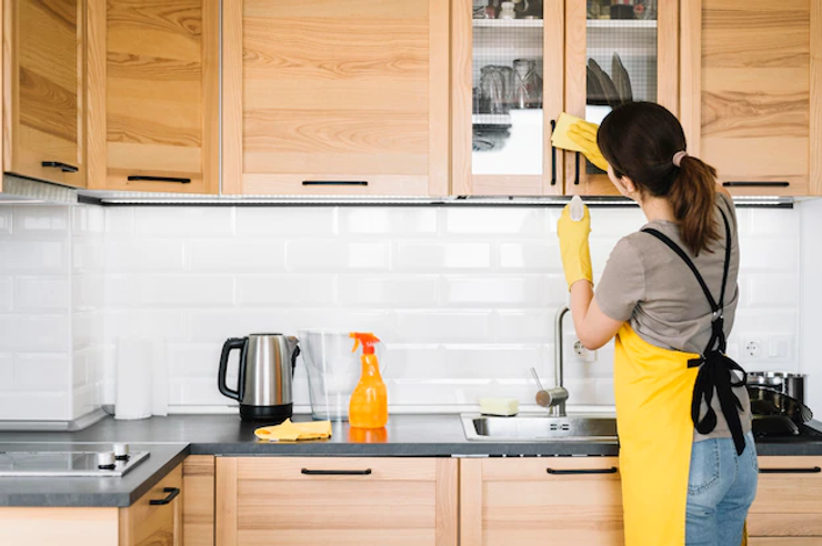 How to Clean Kitchen Cabinets: A Sparkling Kitchen
